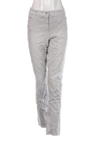 Дамски панталон Gerry Weber, Размер XL, Цвят Сив, Цена 62,99 лв.
