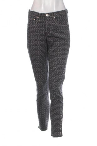 Damskie spodnie Jeans By Bessie, Rozmiar M, Kolor Kolorowy, Cena 21,99 zł