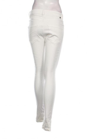 Damenhose Lager 157, Größe S, Farbe Weiß, Preis 20,99 €