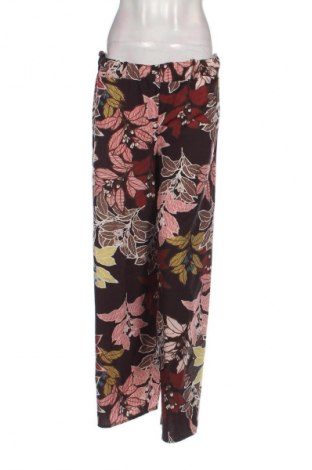 Damenhose NEW COLLECTION, Größe M, Farbe Mehrfarbig, Preis 12,99 €