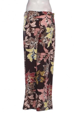 Damenhose NEW COLLECTION, Größe M, Farbe Mehrfarbig, Preis 12,99 €