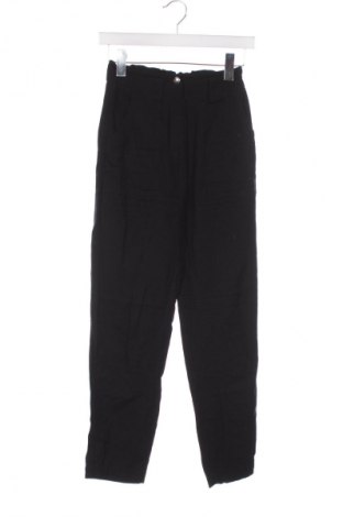 Dámské kalhoty  Pull&Bear, Velikost XS, Barva Černá, Cena  89,00 Kč