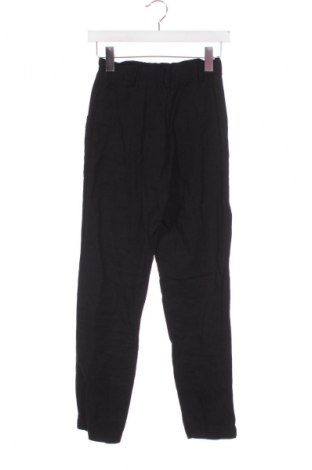 Dámské kalhoty  Pull&Bear, Velikost XS, Barva Černá, Cena  89,00 Kč