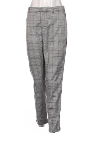 Damenhose Sisters Point, Größe XL, Farbe Mehrfarbig, Preis 5,99 €
