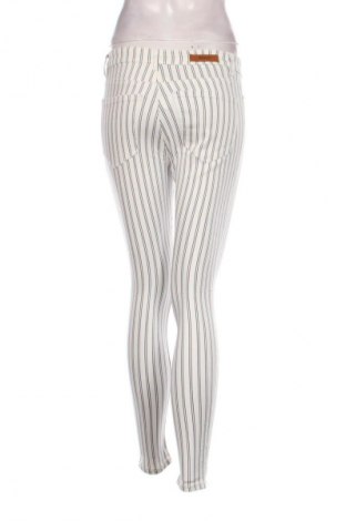 Damenhose Stradivarius, Größe S, Farbe Mehrfarbig, Preis € 14,99