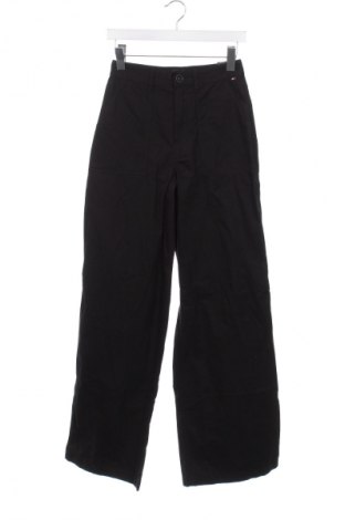 Dámské kalhoty  Tommy Jeans, Velikost XS, Barva Černá, Cena  1 229,00 Kč