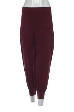 Damen Sporthose Amisu, Größe M, Farbe Rot, Preis € 15,00
