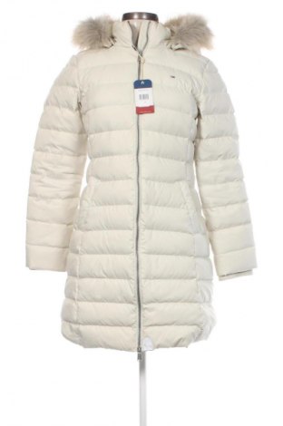 Дамско яке Tommy Jeans, Размер M, Цвят Екрю, Цена 384,99 лв.