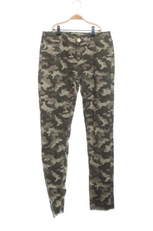 Kinderjeans C&A, Größe 15-18y/ 170-176 cm, Farbe Mehrfarbig, Preis 5,99 €