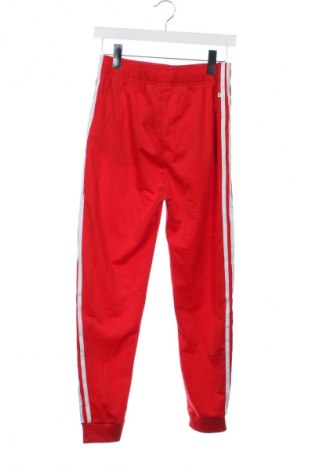 Kinder Sporthose Adidas Originals, Größe 12-13y/ 158-164 cm, Farbe Rot, Preis 23,99 €