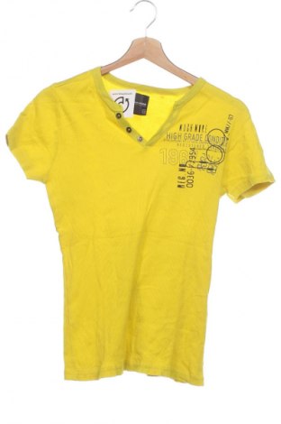 Ανδρικό t-shirt Much More, Μέγεθος XS, Χρώμα Κίτρινο, Τιμή 12,99 €