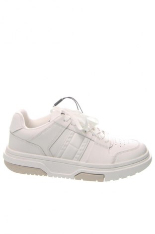 Férfi cipők
 Tommy Jeans, Méret 39, Szín Fehér, Ár 53 529 Ft