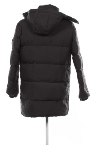 Geacă de bărbati Tommy Jeans, Mărime M, Culoare Negru, Preț 1.354,99 Lei