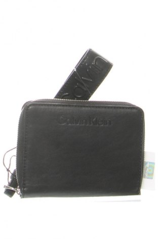 Portmonetka Calvin Klein, Kolor Czarny, Cena 325,99 zł
