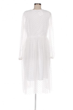 Ruha Unbranded, Méret XL, Szín Fehér, Ár 5 802 Ft