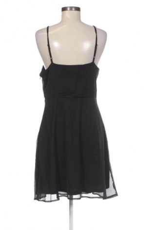Kleid About You, Größe L, Farbe Schwarz, Preis 28,99 €