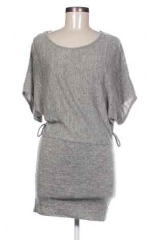 Kleid Apricot, Größe S, Farbe Mehrfarbig, Preis € 7,99