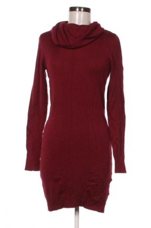 Sukienka Blue Motion, Rozmiar S, Kolor Czerwony, Cena 14,99 zł