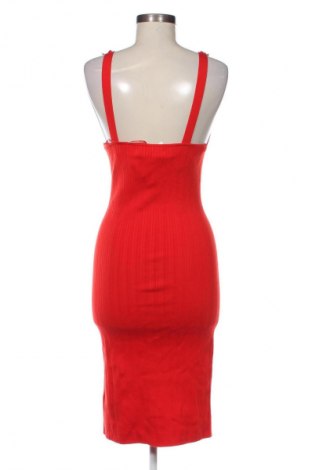 Рокля Calvin Klein Jeans, Размер XL, Цвят Червен, Цена 167,99 лв.