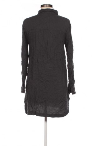 Kleid Forever 21, Größe M, Farbe Grau, Preis € 3,99
