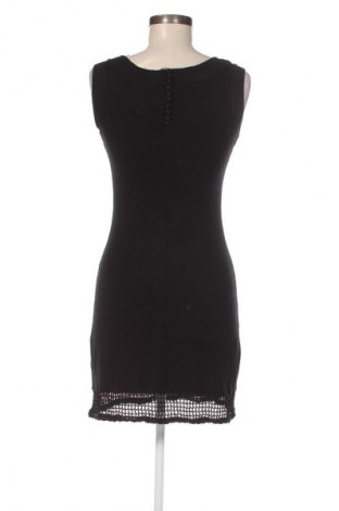Kleid French Connection, Größe S, Farbe Schwarz, Preis € 12,99