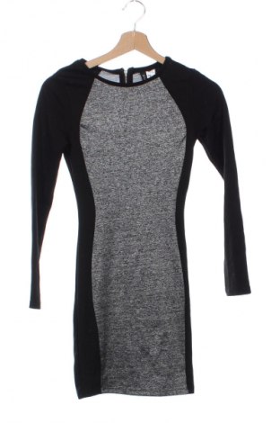 Ruha H&M Divided, Méret XS, Szín Sokszínű, Ár 2 219 Ft