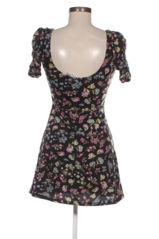 Kleid H&M Divided, Größe S, Farbe Mehrfarbig, Preis € 7,99