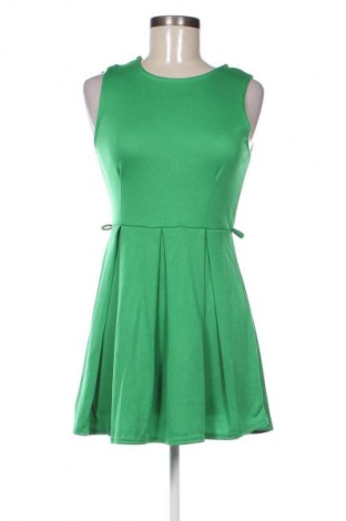 Kleid Influence, Größe M, Farbe Grün, Preis 3,99 €