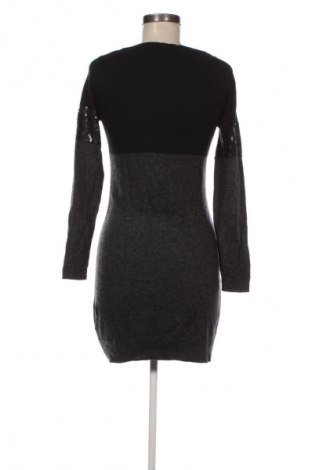 Sukienka Intimissimi, Rozmiar S, Kolor Kolorowy, Cena 30,99 zł