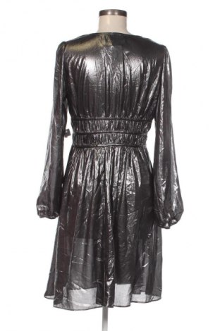 Kleid Intrend, Größe M, Farbe Silber, Preis € 90,99