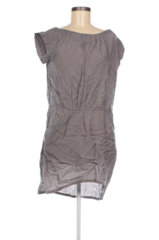 Kleid Just Female, Größe S, Farbe Grau, Preis € 29,99