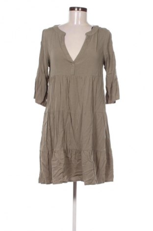 Rochie Lab, Mărime M, Culoare Verde, Preț 100,53 Lei