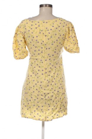 Kleid Motel, Größe S, Farbe Mehrfarbig, Preis 22,99 €