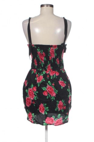 Kleid Motel, Größe M, Farbe Mehrfarbig, Preis 11,99 €