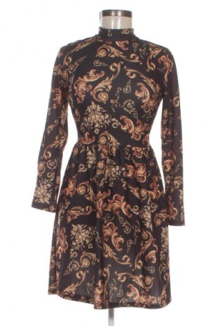 Rochie NEW COLLECTION, Mărime M, Culoare Multicolor, Preț 182,17 Lei