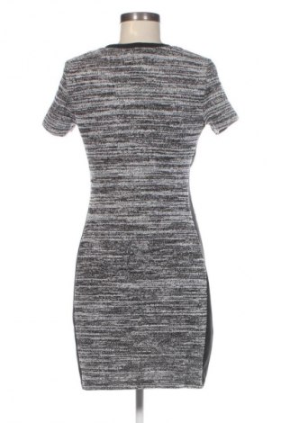 Kleid New Look, Größe M, Farbe Mehrfarbig, Preis € 14,99