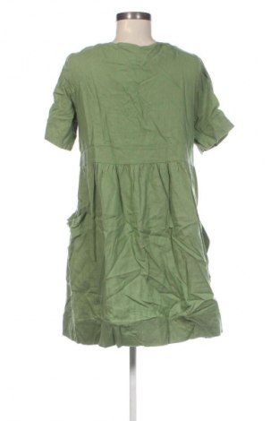 Kleid Pepaloves, Größe M, Farbe Grün, Preis 56,99 €