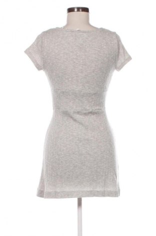 Φόρεμα Pull&Bear, Μέγεθος S, Χρώμα Γκρί, Τιμή 6,99 €