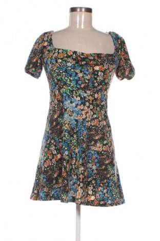 Kleid Pull&Bear, Größe S, Farbe Mehrfarbig, Preis 14,91 €