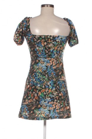 Kleid Pull&Bear, Größe S, Farbe Mehrfarbig, Preis 14,91 €
