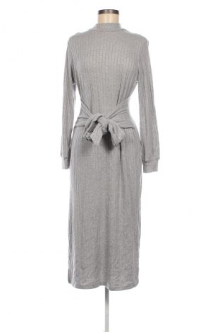 Kleid River Island, Größe L, Farbe Grau, Preis 5,99 €