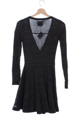 Šaty  Superdry, Velikost XS, Barva Vícebarevné, Cena  159,00 Kč