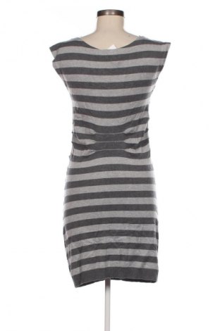 Sukienka Ted Baker, Rozmiar L, Kolor Kolorowy, Cena 104,99 zł