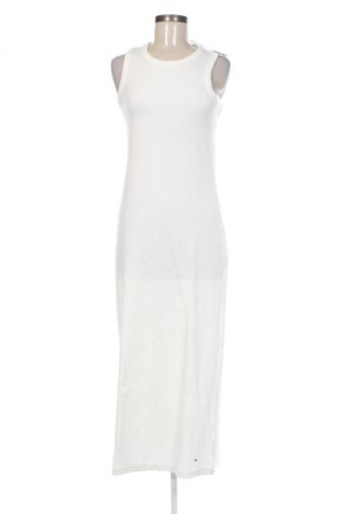 Kleid Tommy Hilfiger, Größe L, Farbe Weiß, Preis 122,99 €