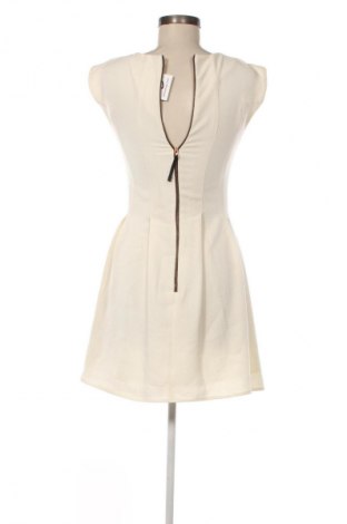 Sukienka Topshop, Rozmiar S, Kolor ecru, Cena 154,99 zł