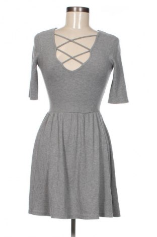 Šaty  Topshop, Veľkosť S, Farba Sivá, Cena  27,95 €