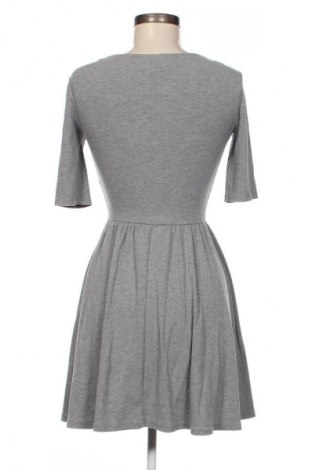 Šaty  Topshop, Veľkosť S, Farba Sivá, Cena  27,95 €