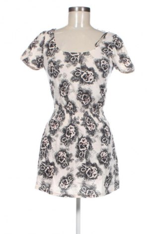 Kleid Topshop, Größe M, Farbe Mehrfarbig, Preis 33,99 €