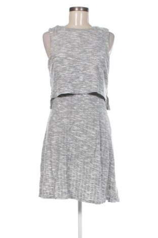 Рокля Topshop, Размер M, Цвят Многоцветен, Цена 48,99 лв.