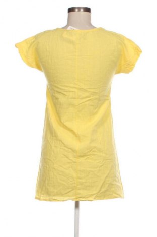 Ruha Unbranded, Méret M, Szín Sárga, Ár 3 160 Ft